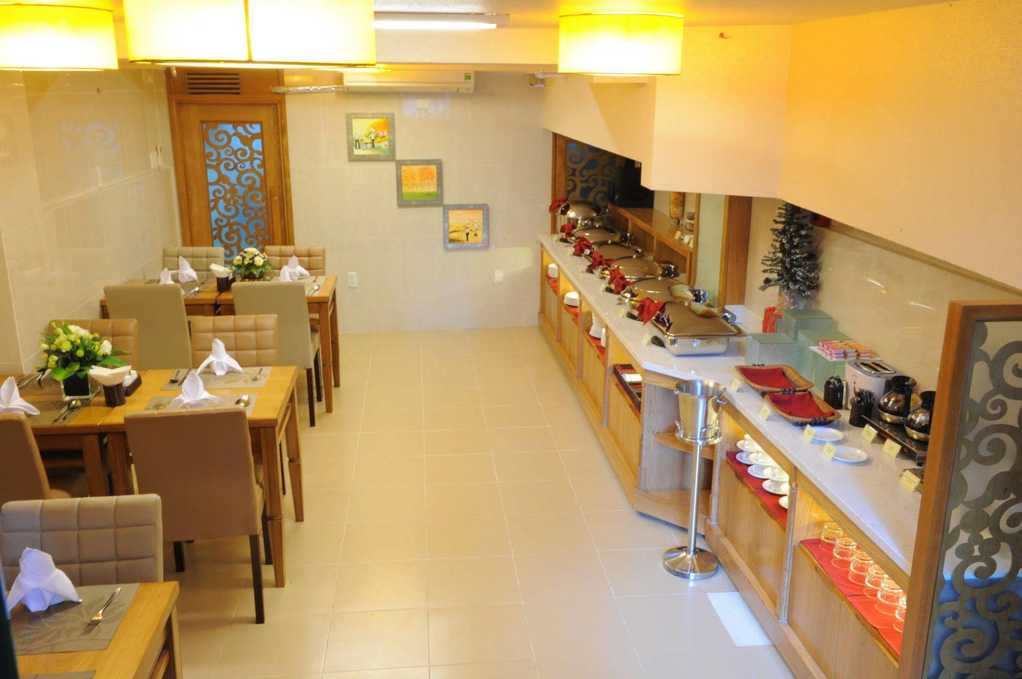 Asian Ruby Boutique Bùi Thị Xuân
